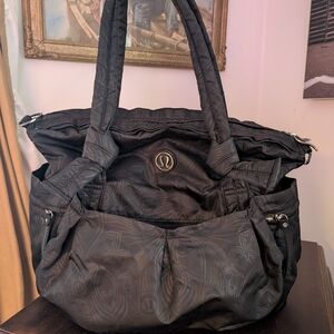 Lululemon Bon Voyage Tote - Rare Peacock Print (READ DESCRIPTION)